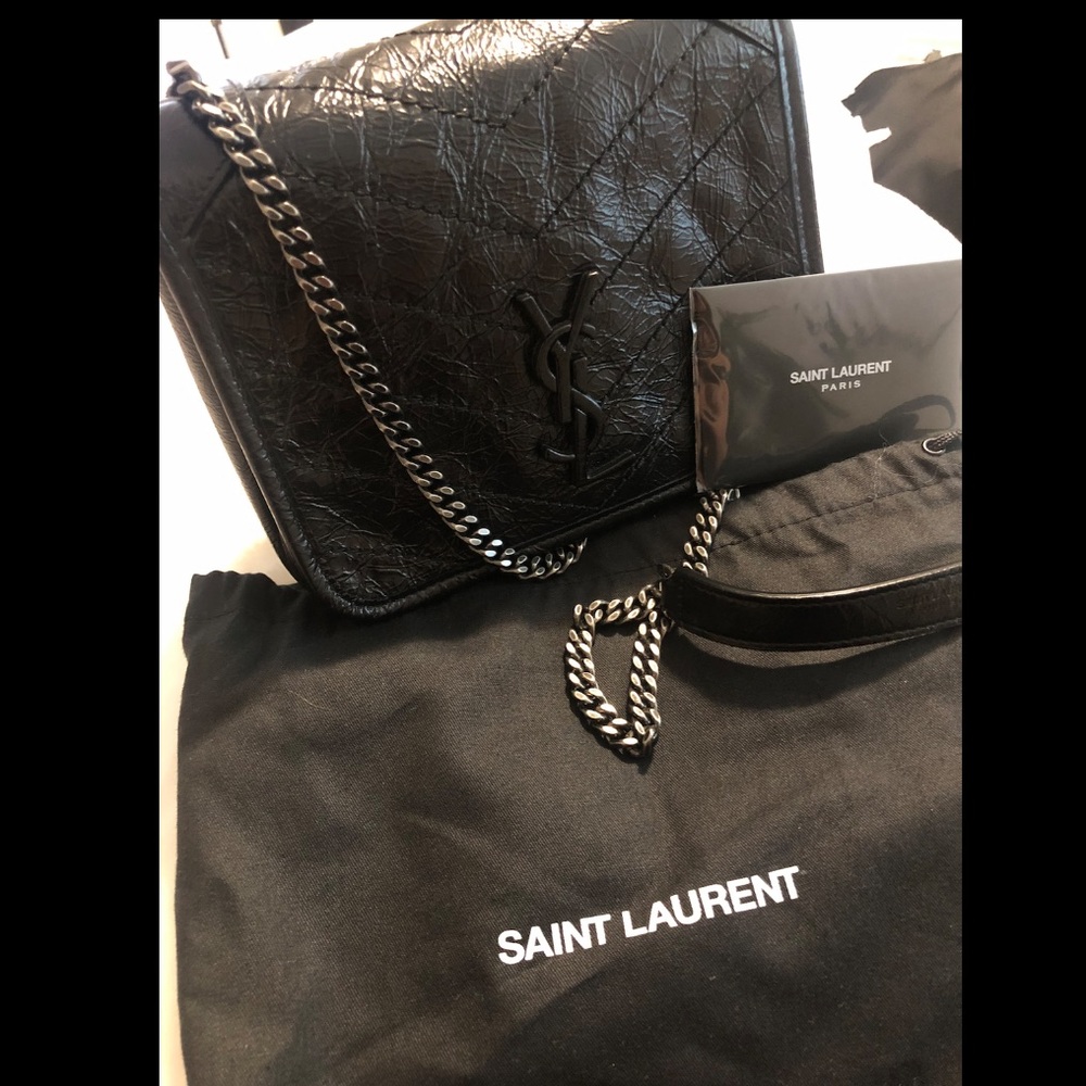 ❣️Sold❣️Authentic Saint Laurent Niki chain bag